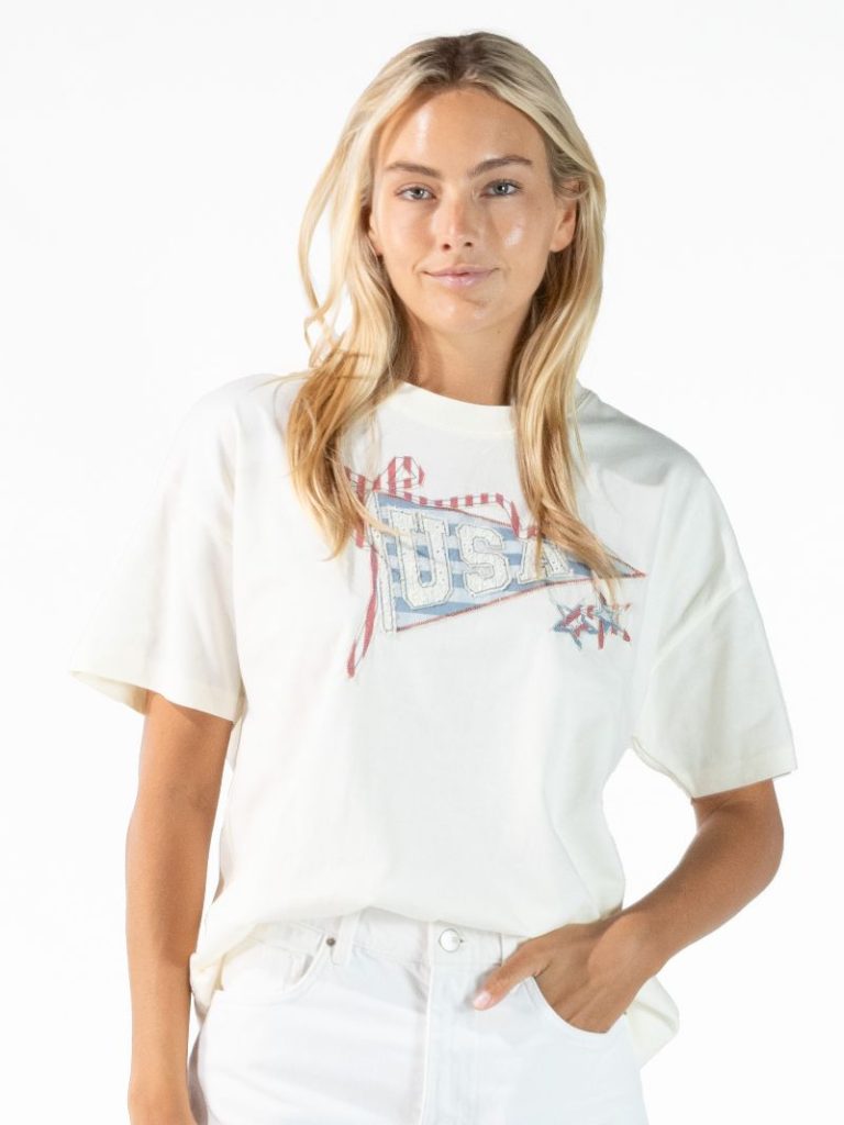 Simply Southern Applique USA Flag Tee-Beige