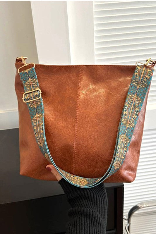 Crossbody Shoulder Bag w/Pattern Strap