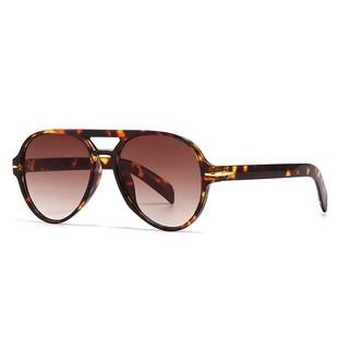 Oversized Gold Detail Aviator Sunglasses