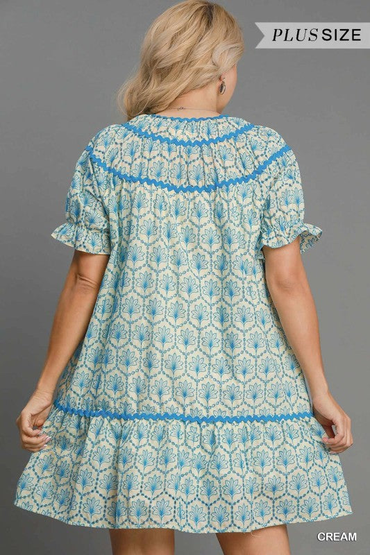 Eyelet Leaf Ric Rac Detail Gathered Sleeve Dress-Cream