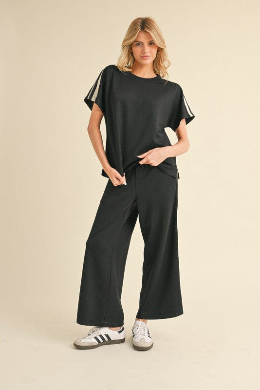 Striped Shoulder Short Sleeve Track Top-Black