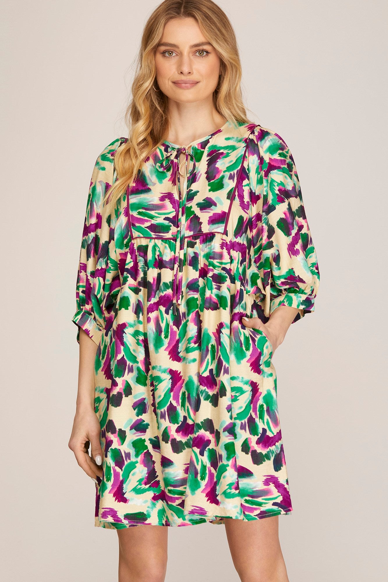Brush Stroke Puff Sleeve Tie Neck 1/2 Sleeve Dress
