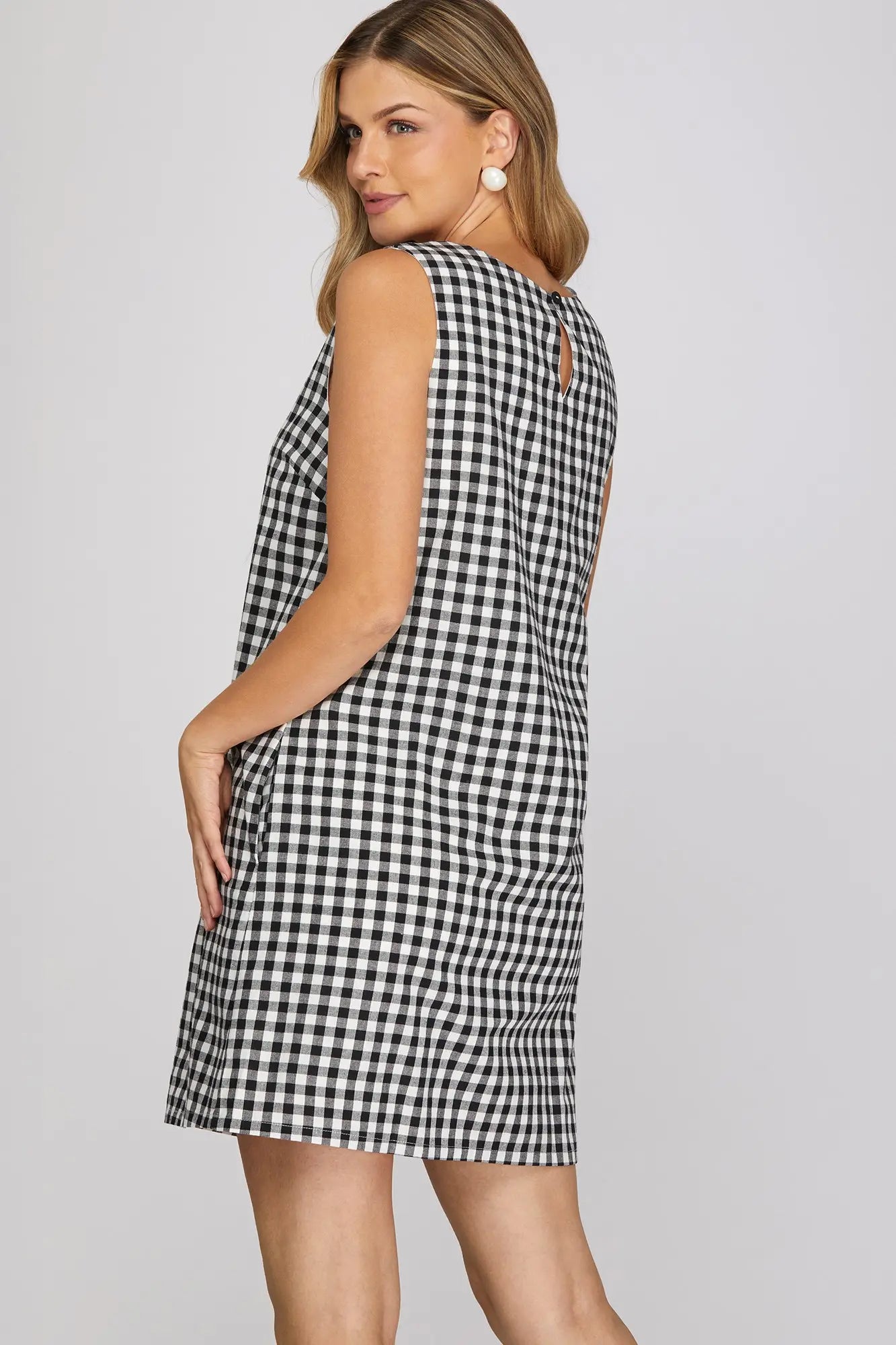 Sleeveless Gingham Round Neck Dress-Blk