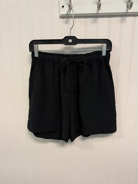 Solid Elastic Waist Patch Pocket Shorts
