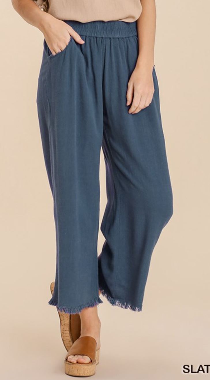 Solid Wide Leg Fray Hem Pant