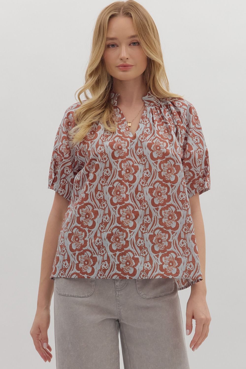 Wavy Floral V-Neck Pleated Sleeve Top
