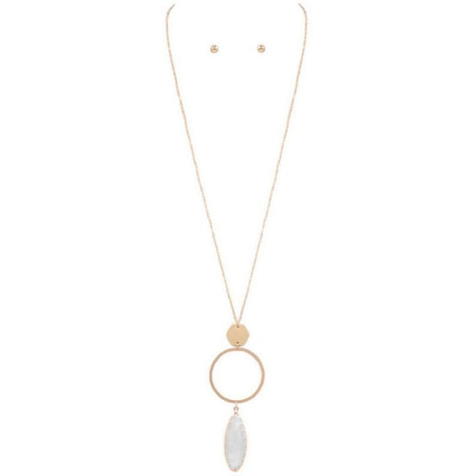 Metal Ring & Teardrop Pendant Necklace