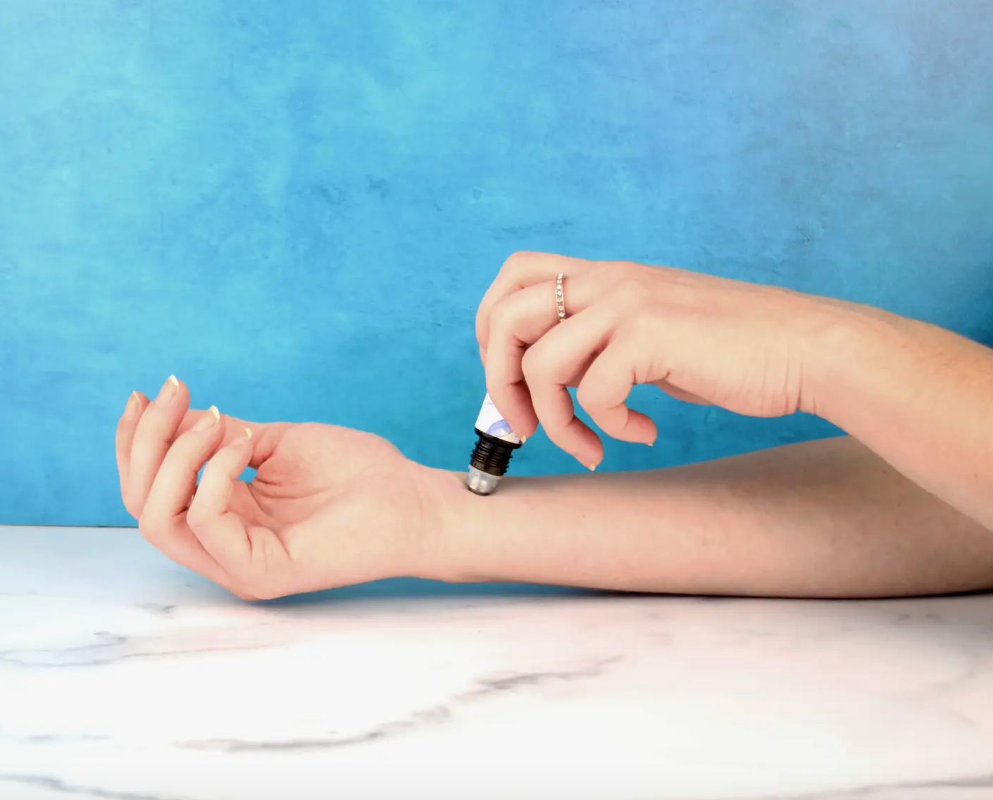 Hydra Essential Oil Roll On