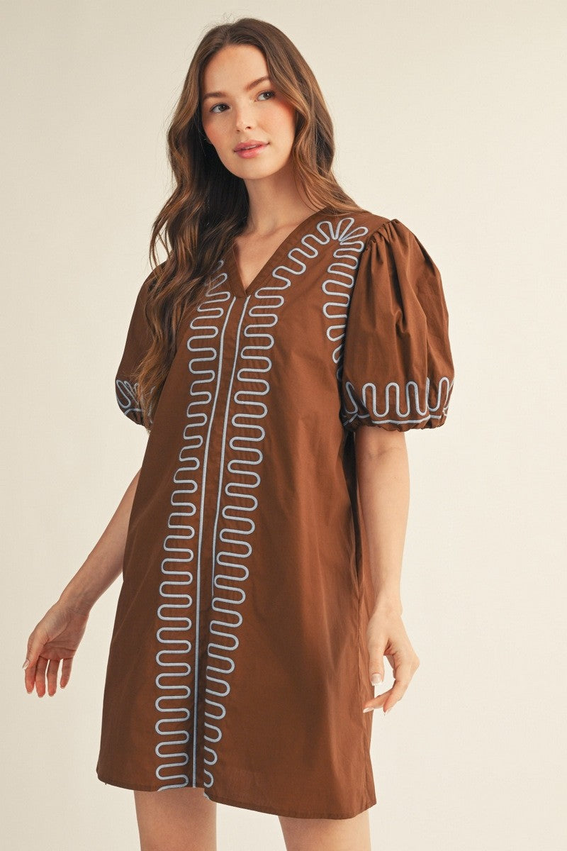 Wavy Border Print Puff Sleeve V-Neck Dress-Brown