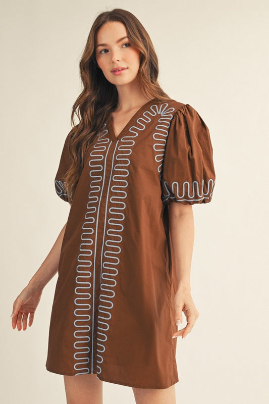 Wavy Border Print Puff Sleeve V-Neck Dress-Brown