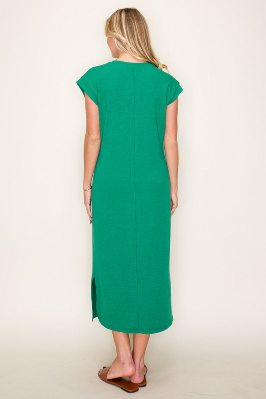 Solid Ribbed Crew Neck Shift Midi Dress-Green