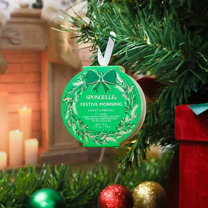 Holiday Wreath Body Buffer by Spongelle