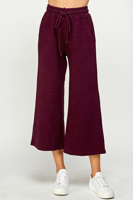 Textured Cropped Wide Leg Pant