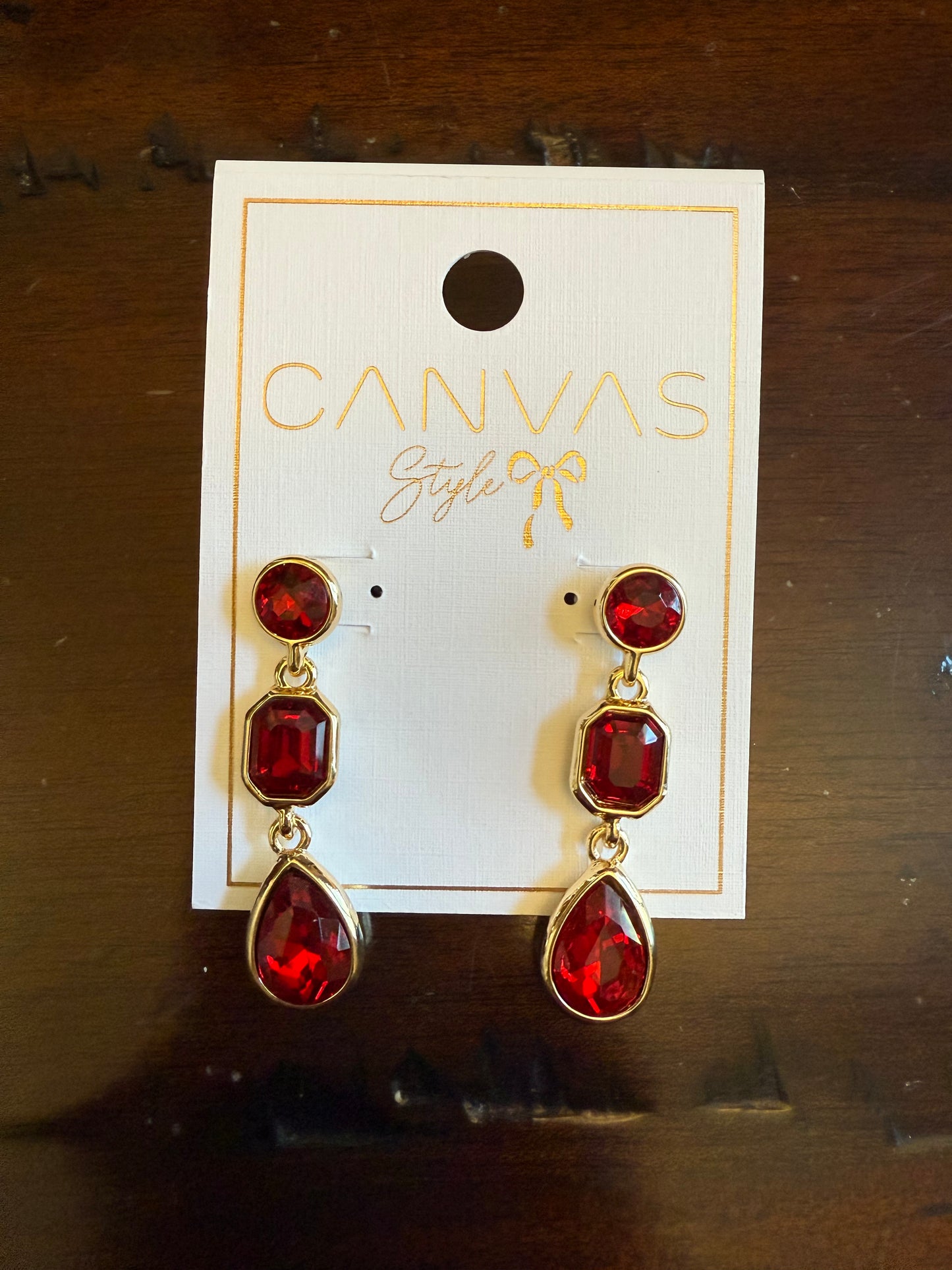 Daphne Rhinestone Link Earring-Red