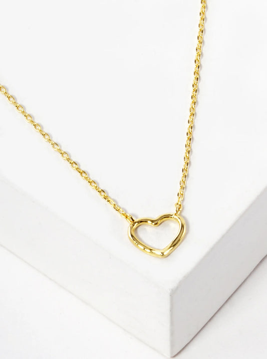 Delicate Open Heart Short Necklace-Gold