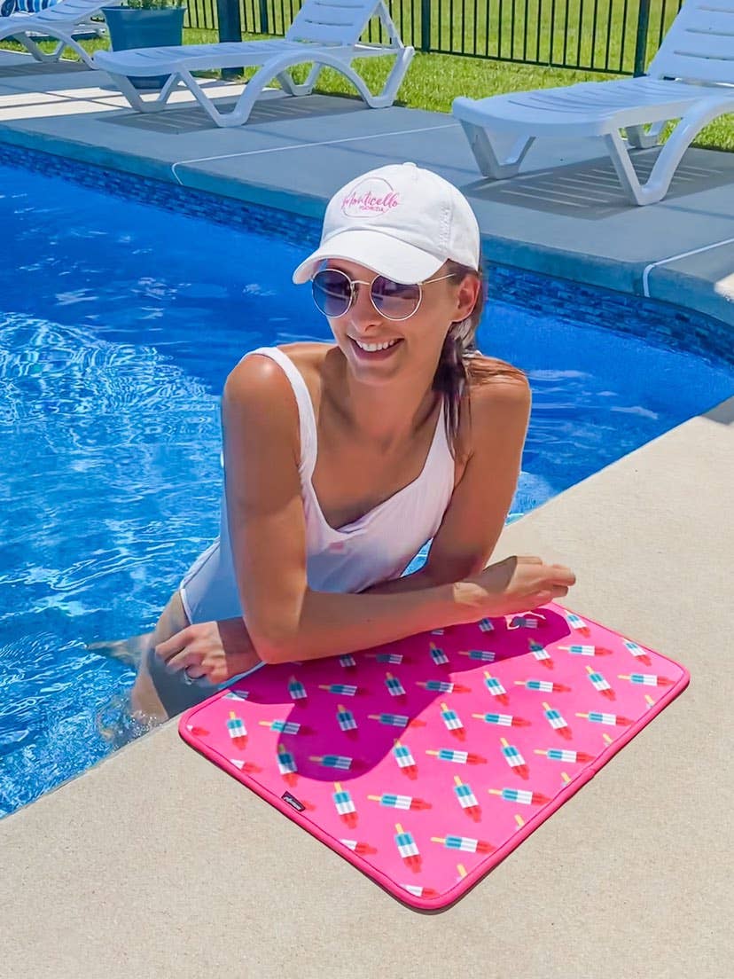 Poolside Seating Mat™ – Swimsuit & Skin Protection