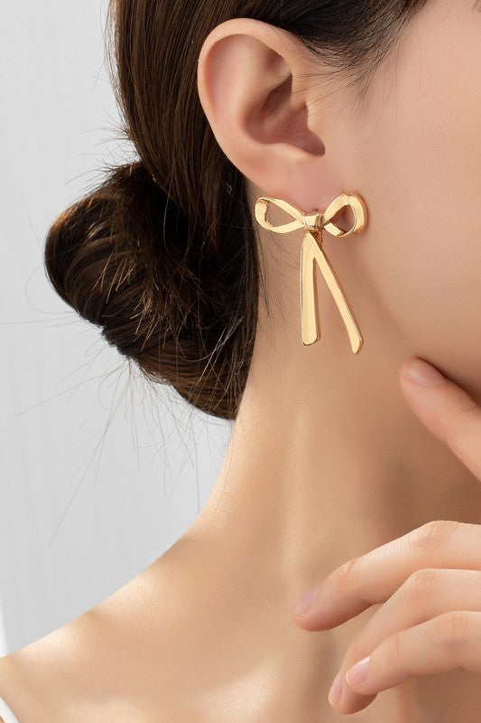 Moveable Bottom Bow Post Earring