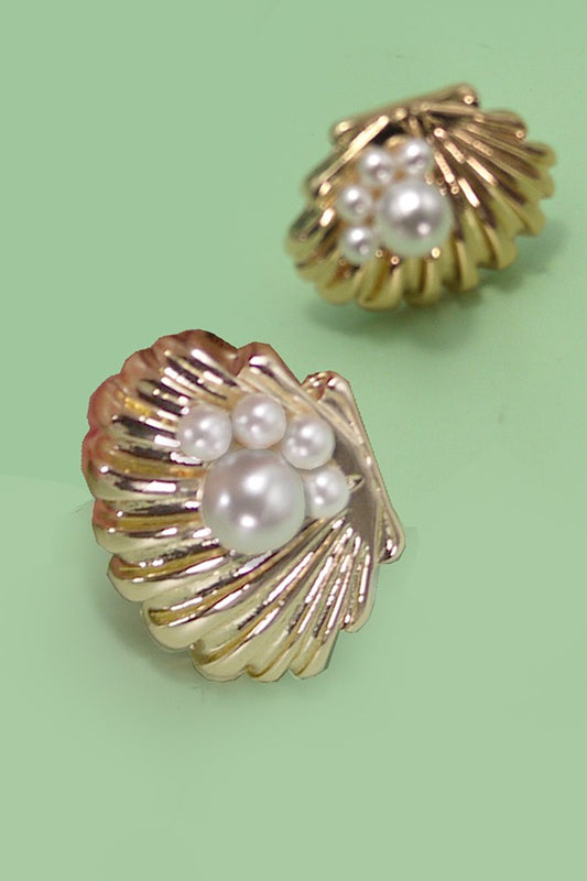 Pearl Cluster Shell Stud Earring-Gold