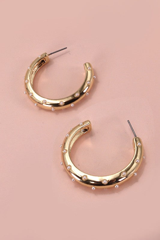 Shiny Gold Hoop Earring w/ Pearl Detail