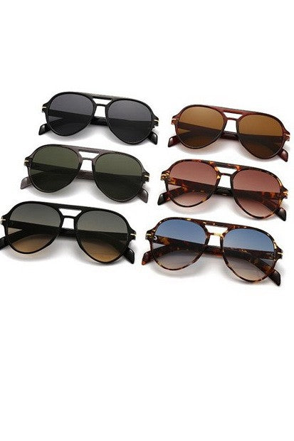Oversized Gold Detail Aviator Sunglasses