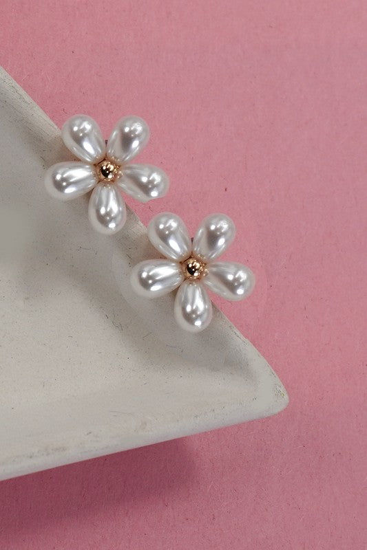 Pearl Flower Stud Earring