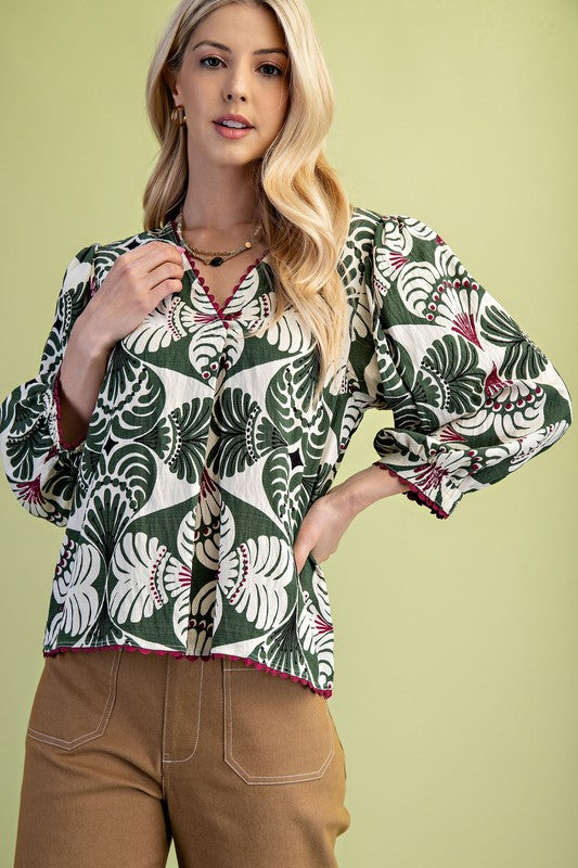 Geo Leaf Print V-Neck 3/4 Sleeve Top