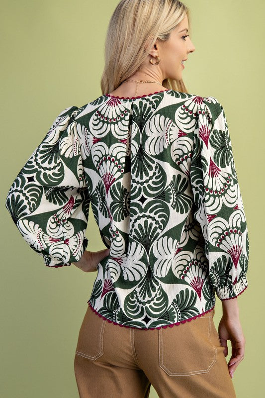Geo Leaf Print V-Neck 3/4 Sleeve Top
