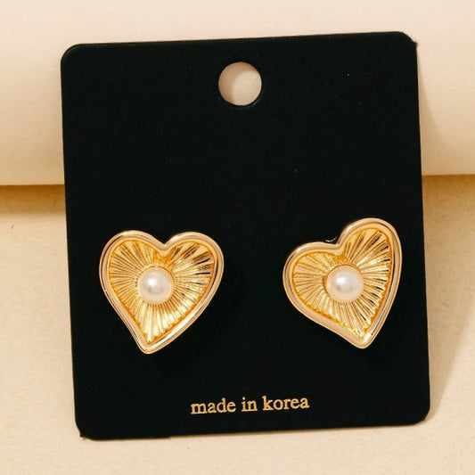 Textured Heart Pearl Center Stud Earring