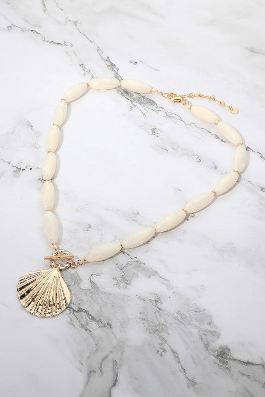 Chunky Oval Beaded Shell Charm Necklace-Ivory