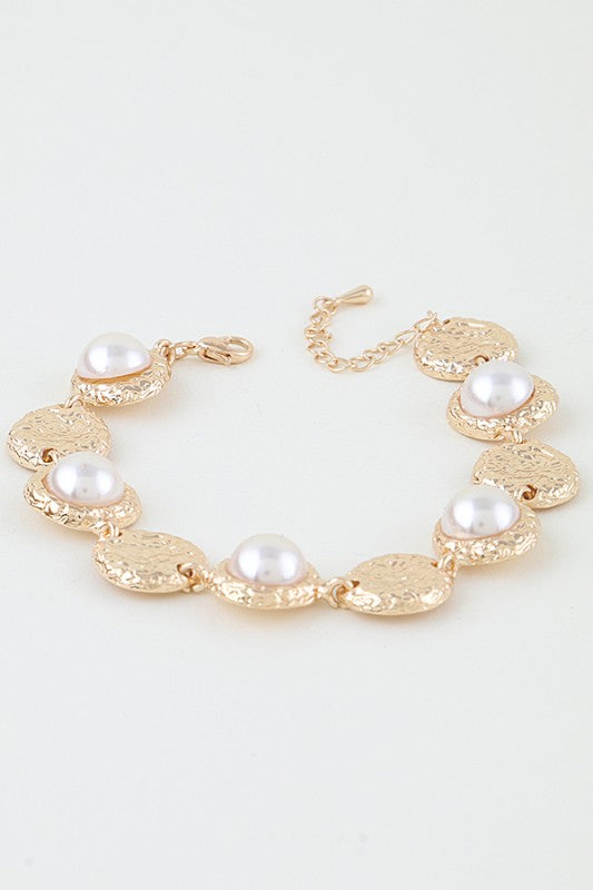 Hammered Pearl Disc Bracelet