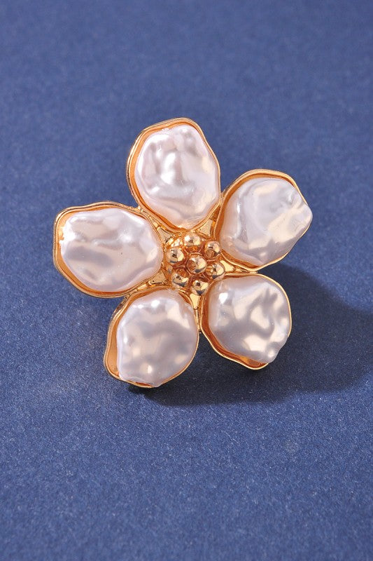 Large Pearl Petals Flower Ring