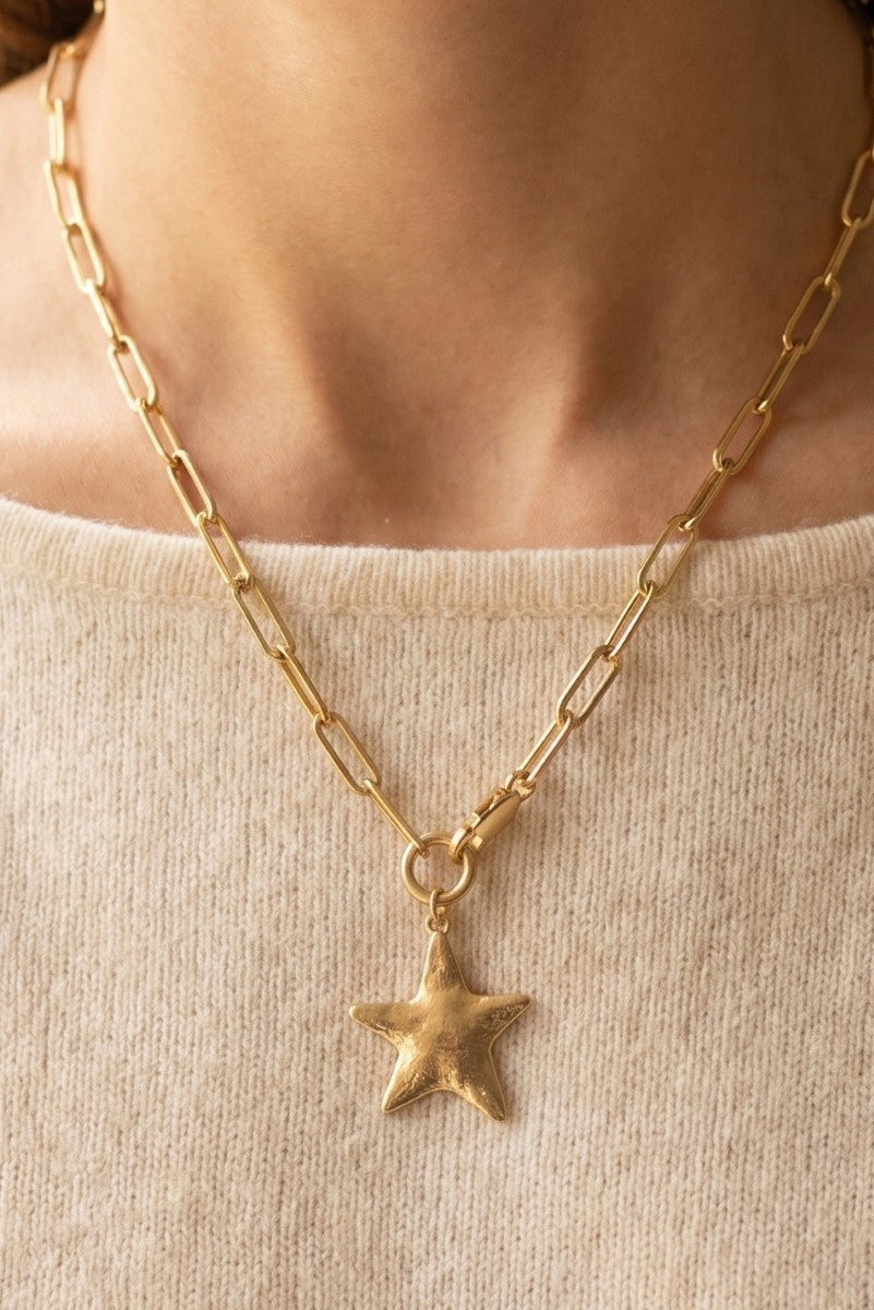 Gold Hammered Star Paperclip Chain Necklace
