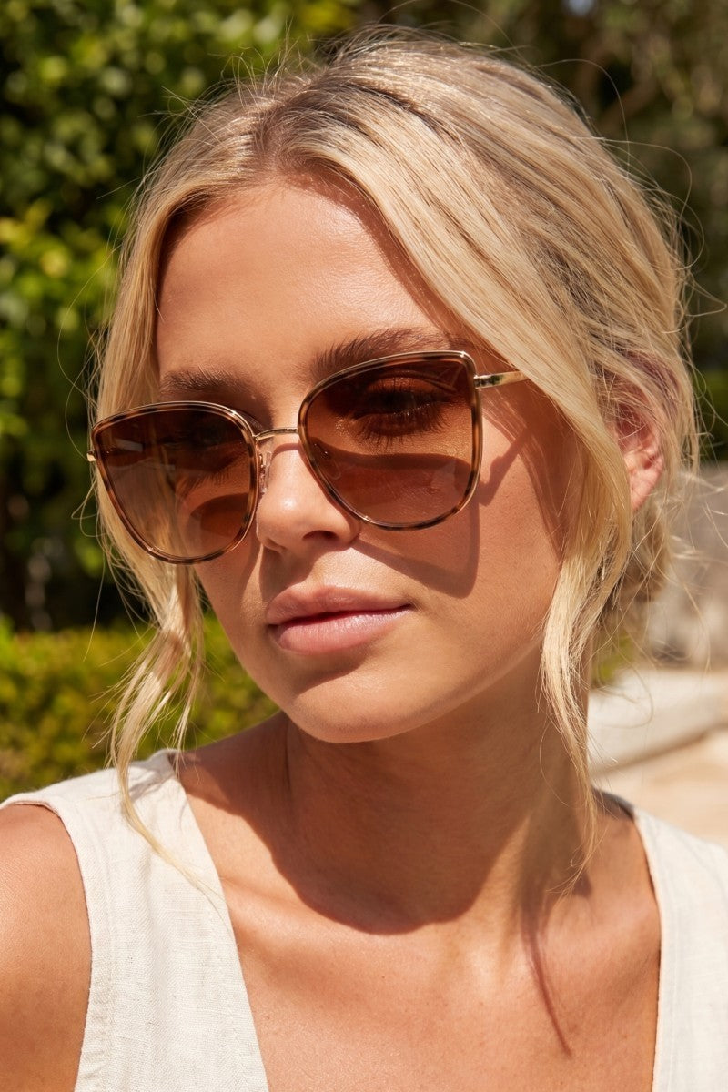 Rounded Cat Eye Gold Nose Bridge Sunglasses