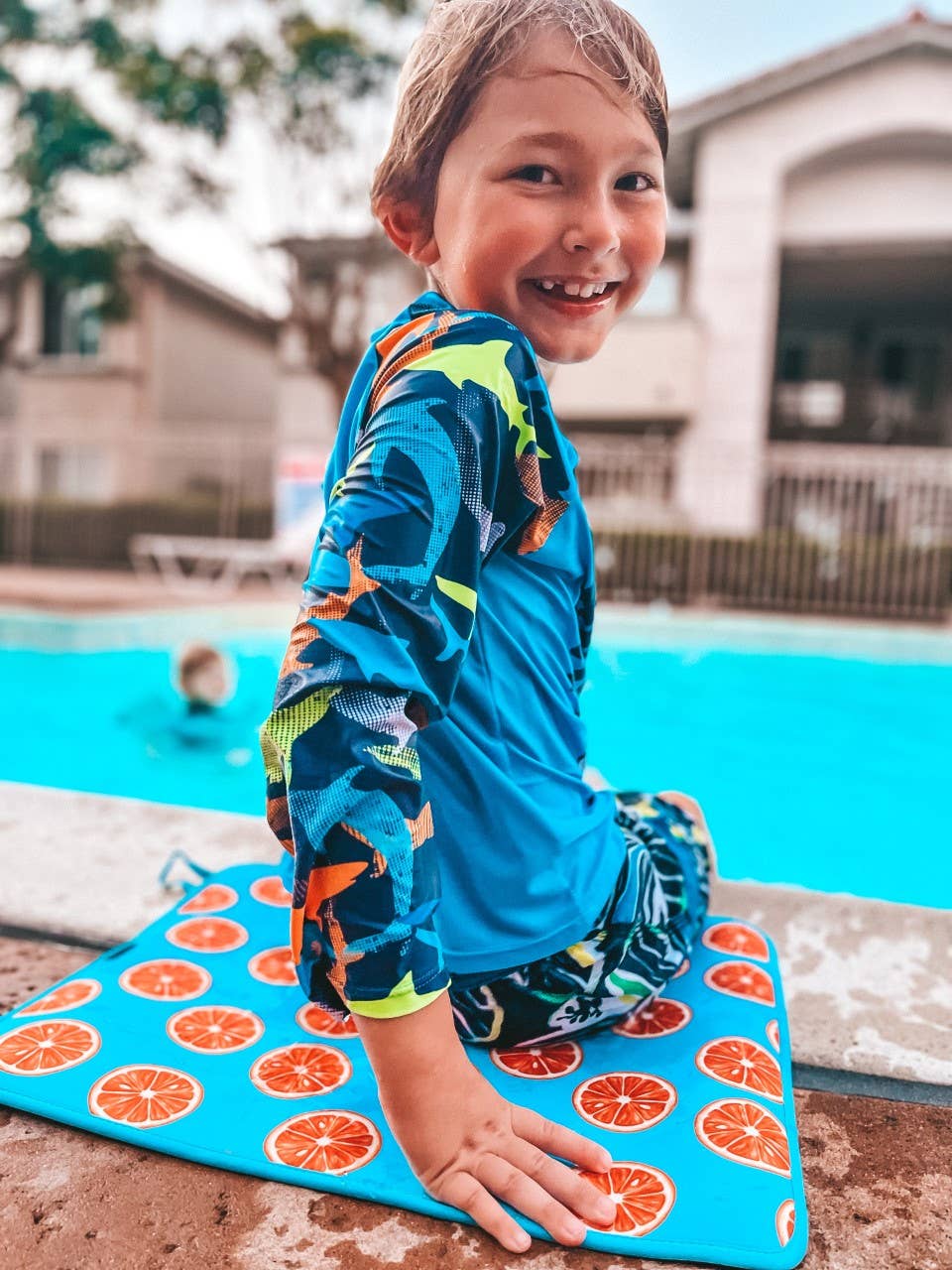Poolside Seating Mat™ – Swimsuit & Skin Protection