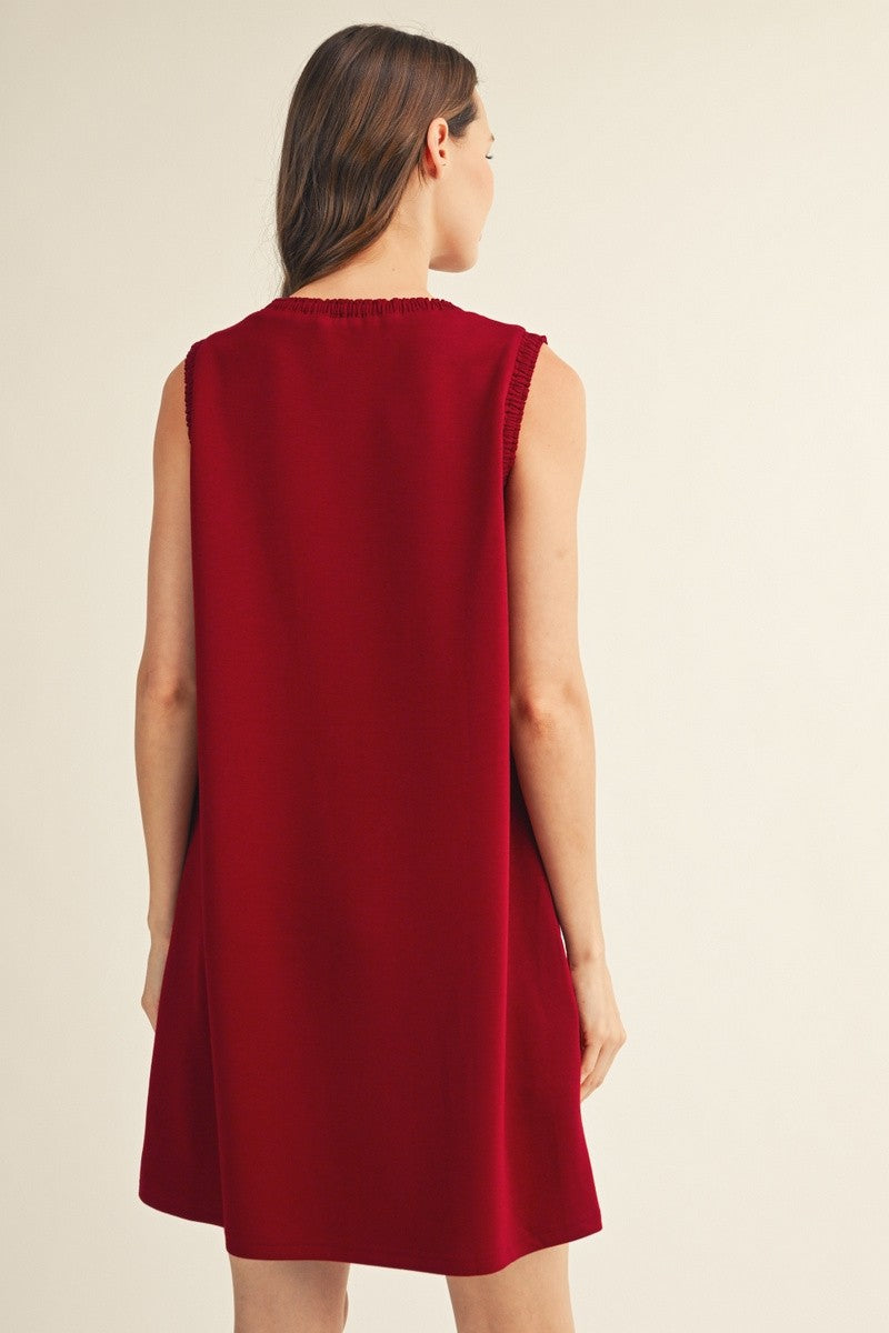 Solid Sleeveless Smocked Edge Shift Dress