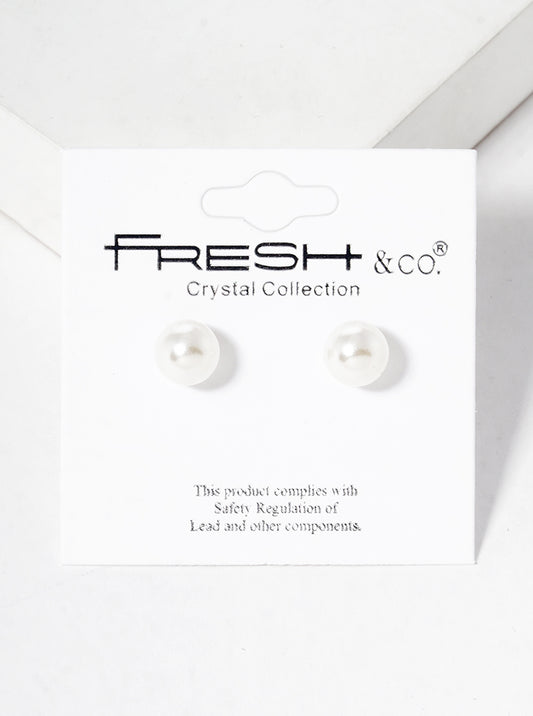 Small Pearl Stud Earring