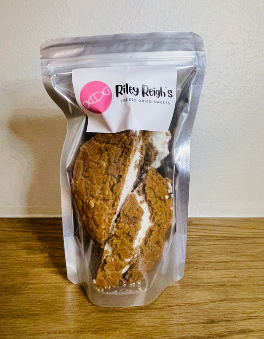 Riley Reigh Freeze Dried Sweets - Oatmeal Cream Pies