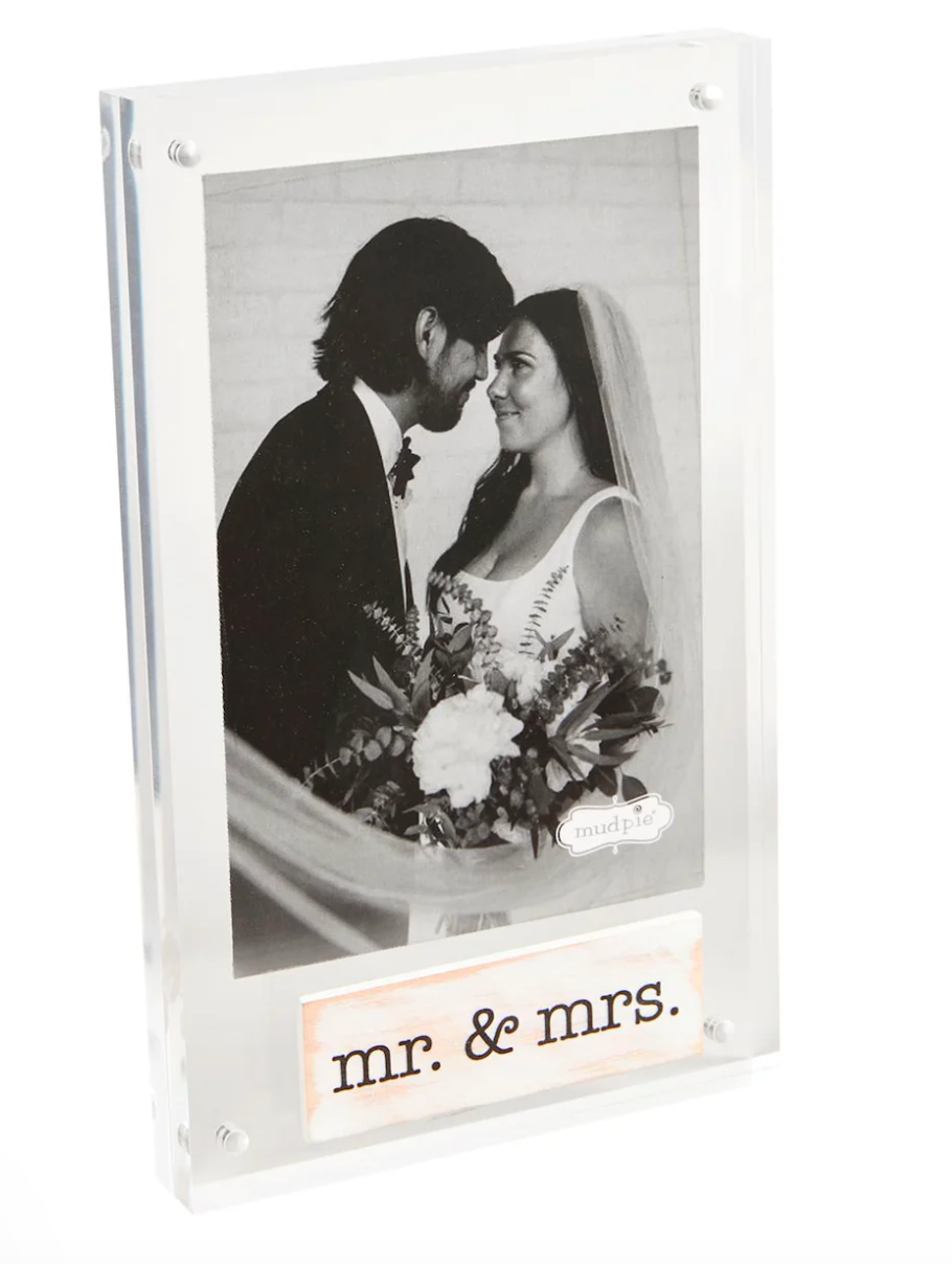 Acrylic Plaque Mr. & Mrs. Frame