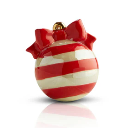 Toppers by Nora Fleming