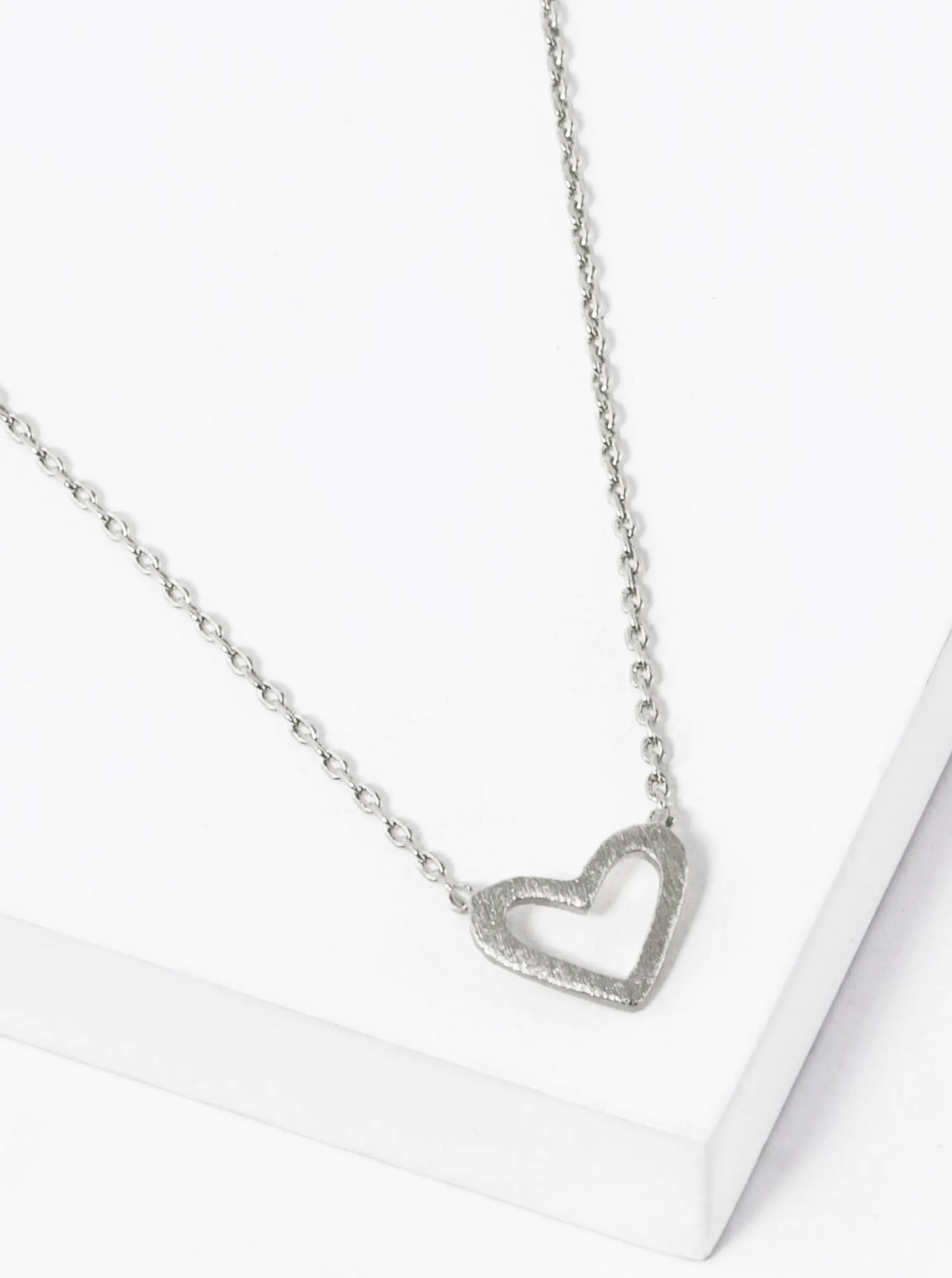 Dainty Open Heart Pendant Necklace
