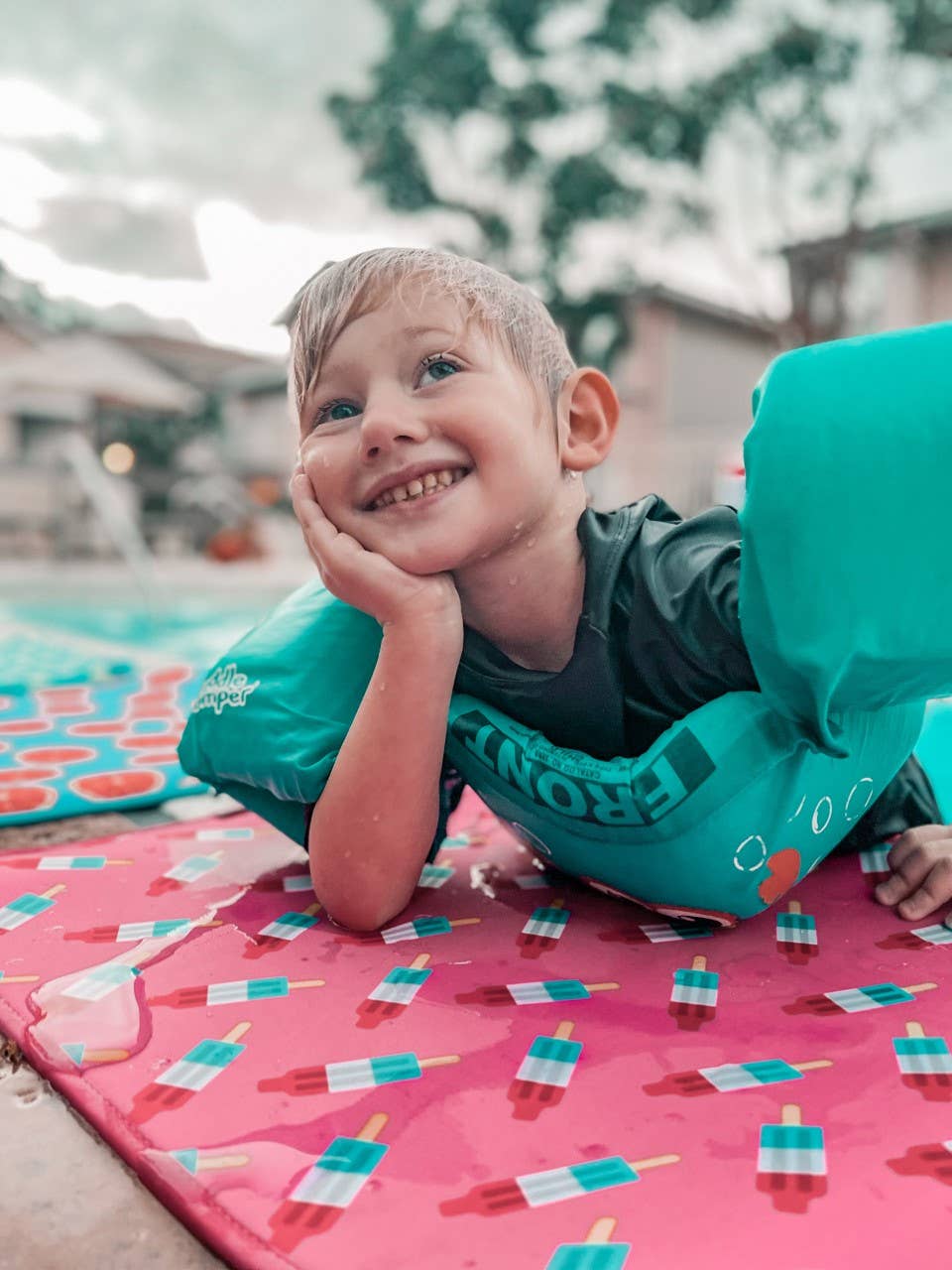 Poolside Seating Mat™ – Swimsuit & Skin Protection