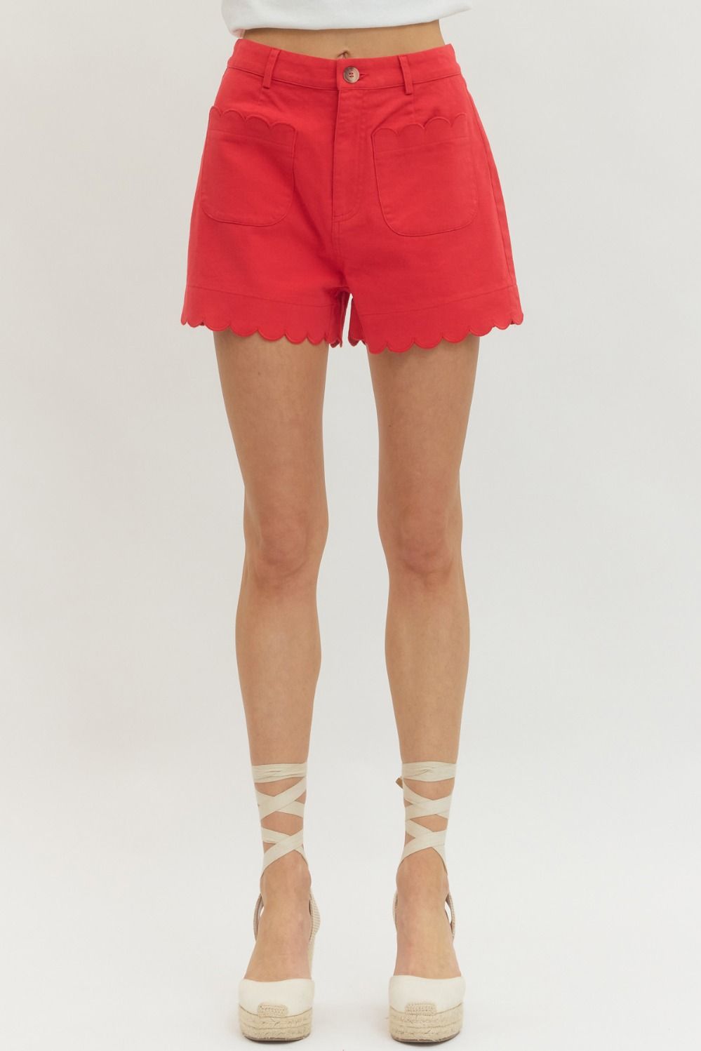 Solid Scallop Hem Short