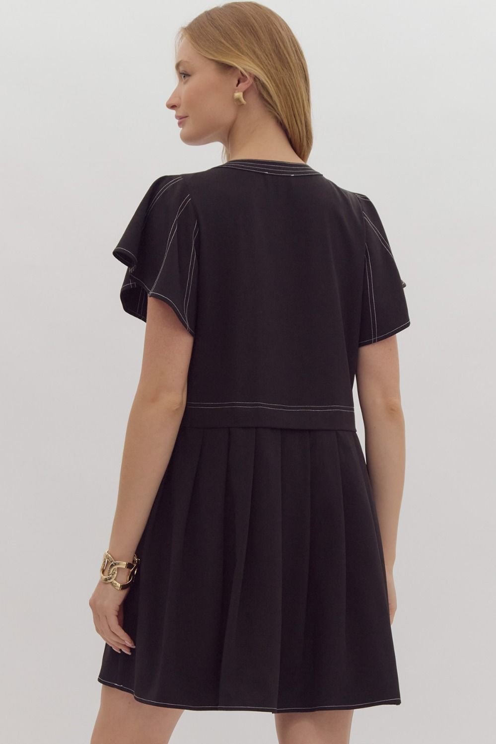 Solid Flutter Sleeve Pleated Hem Dress - Black