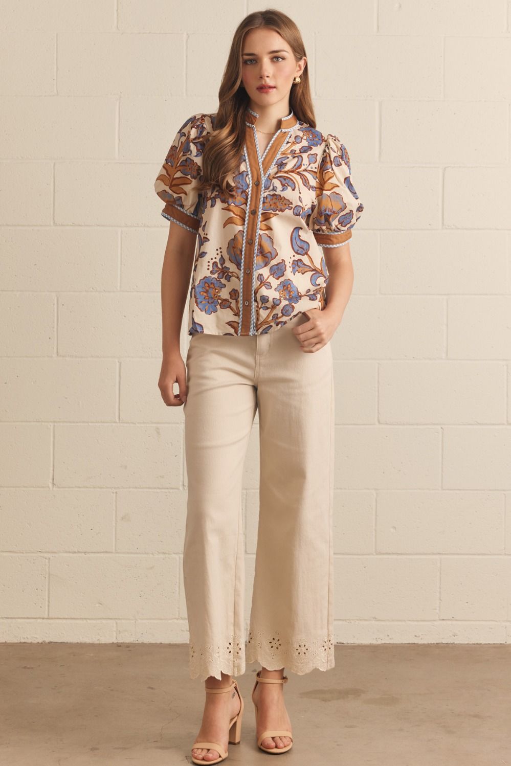 Floral Button Contrast Placket Puff Sleeve Top-Ecru
