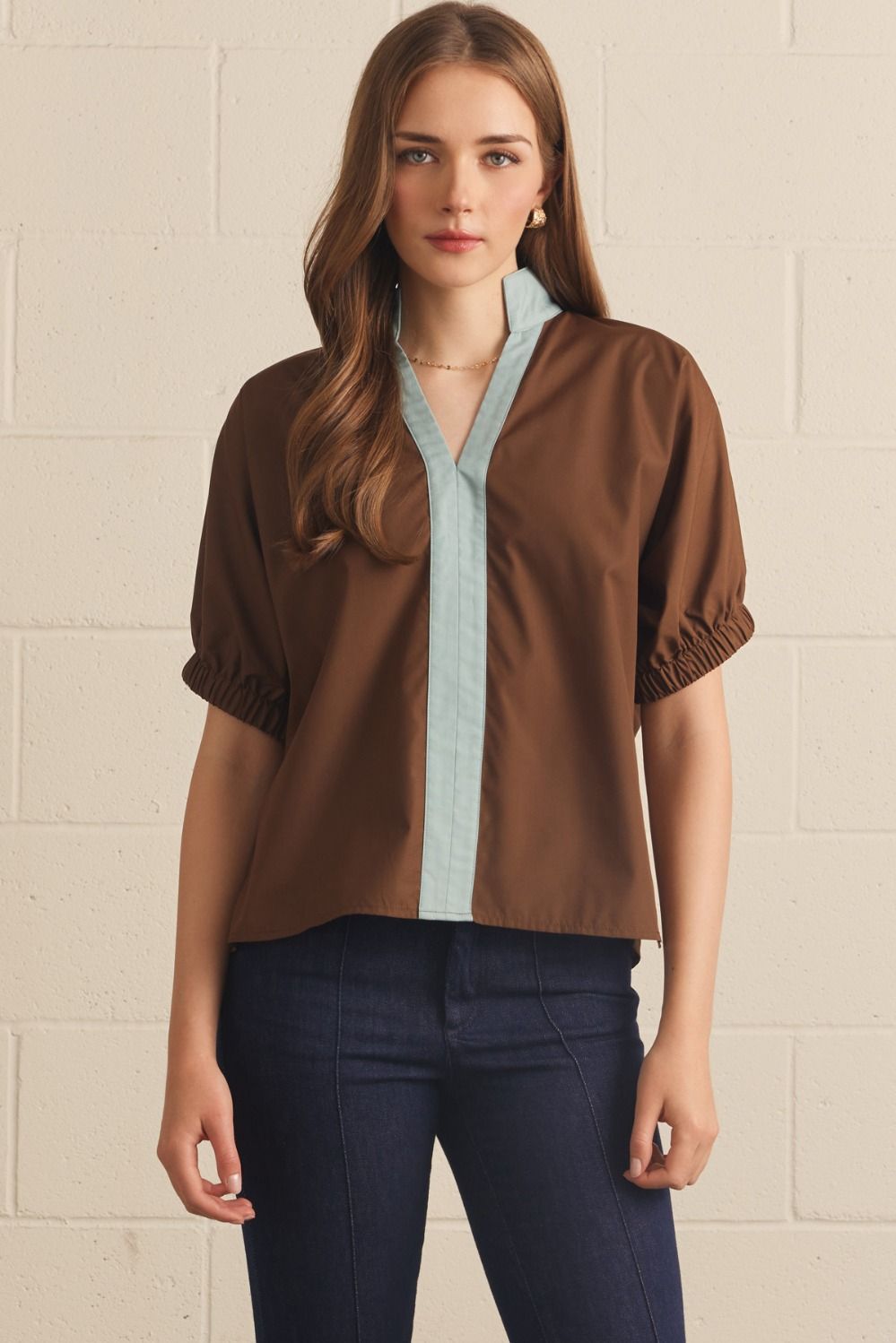 Contrast Stripe Collared Elastic Sleeve Top