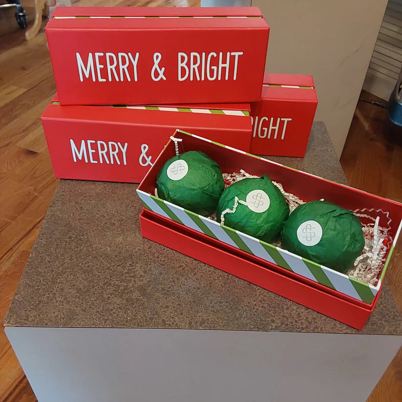 Merry & Bright Scented Bath Bomb Set By Simply Southern