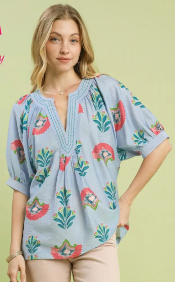 Fan Flower Contrast Stitch V-Neck Top